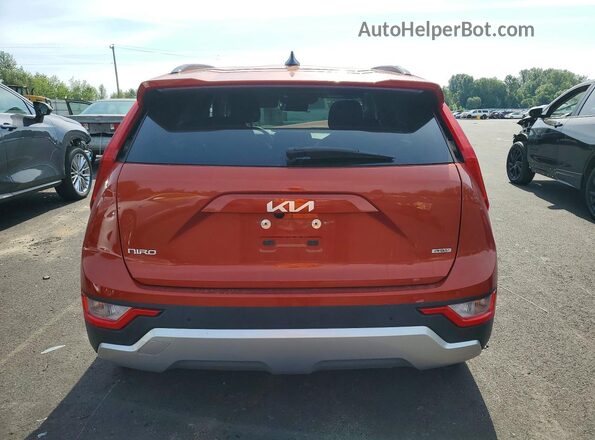 KNDCS3LF0P5063623 2023 KIA NIRO Orange Vista trasera