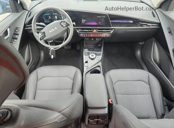 KNDCS3LF6S5310412 2025 KIA NIRO Синий Вид панели приборов