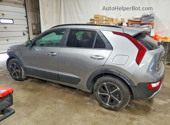 KNDCS3LF9S5293119 2025 KIA NIRO Silver Rear left