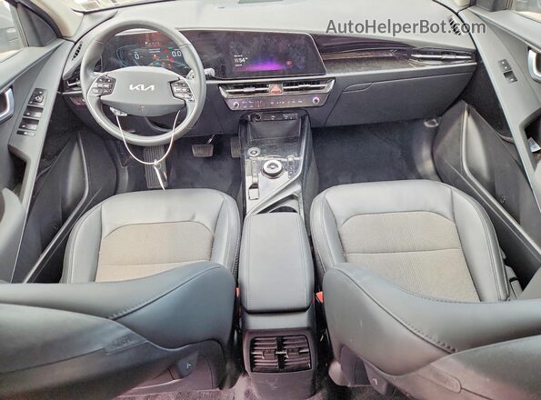 KNDCS3LFXR5140338 2024 KIA NIRO Gray Առջևի վահանակի տեսք