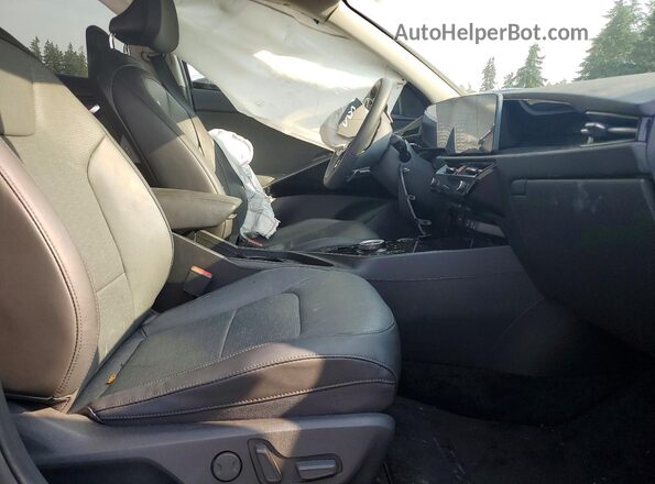 KNDCT3L12P5036912 2023 KIA NIRO Blue Вид салону спереду