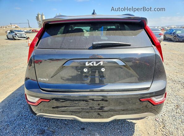 KNDCT3L15R5091289 2024 KIA NIRO Gray Rear view