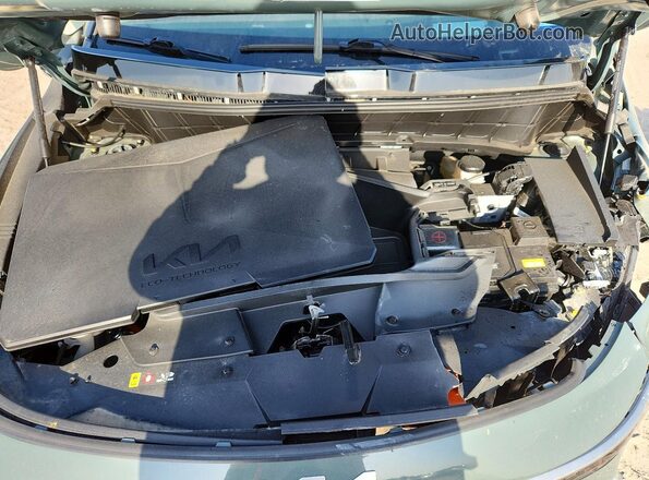 KNDCT3L16P5023273 2023 KIA NIRO Зеленый Вид задней части салона
