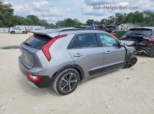 KNDCT3LEXP5034327 2023 KIA NIRO Gray Trasero derecho
