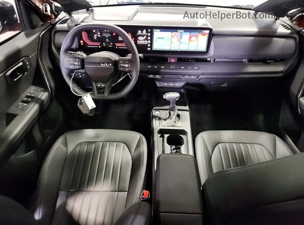KNDEDCD30V7010459 2027 KIA SELTOS Burgundy Вид панелі приладів