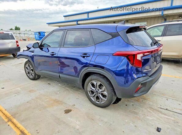 KNDEPCAA0S7719933 2025 KIA SELTOS Blue Trasero izquierdo