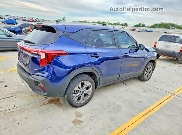 KNDEPCAA0S7719933 2025 KIA SELTOS Blue Trasero derecho