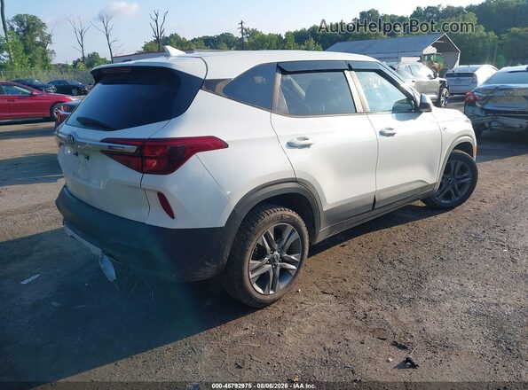 KNDEPCAA2M7160033 2021 KIA SELTOS White Trasero derecho