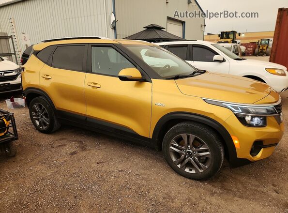 KNDEPCAA4M7204176 2021 KIA SELTOS Желтый Передняя правая четверть