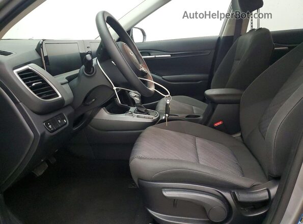 KNDEPCAA4T7901331 2026 KIA SELTOS Gray Front interior view