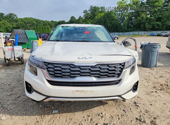KNDEPCAA5N7324019 2022 KIA SELTOS White Widok z przodu
