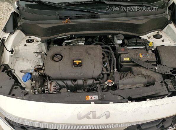 KNDEPCAA9S7728985 2025 KIA SELTOS White ძრავის განყოფილების ხედი