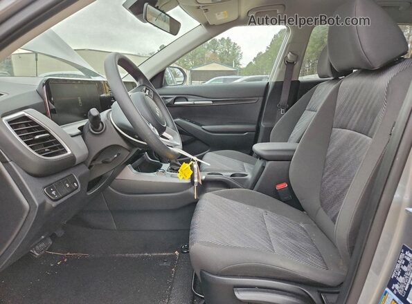 KNDEPCAAXS7808831 2025 KIA SELTOS Silver Vista interior delantera