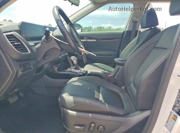 KNDER2AA3R7600501 2024 KIA SELTOS White Widok wnętrza z przodu