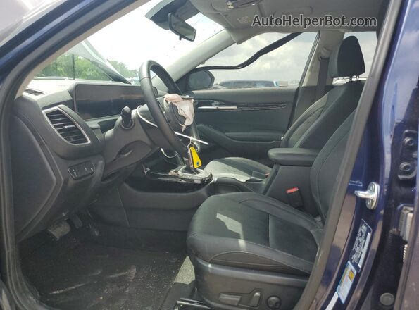 KNDER2AA9R7600423 2024 KIA SELTOS Blue Vista interior delantera