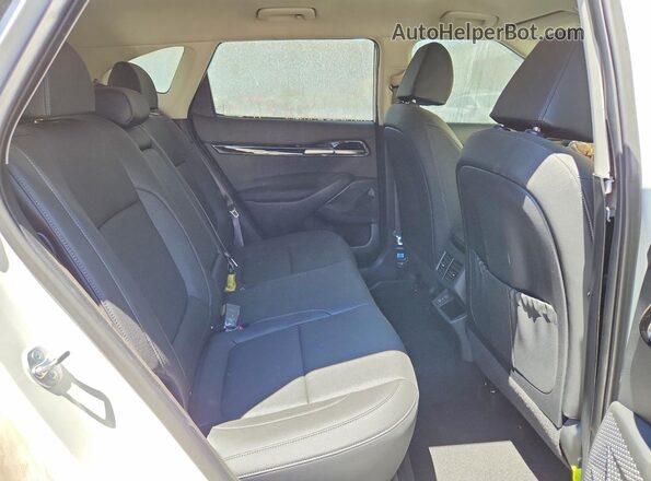 KNDER2AAXS7797740 2025 KIA SELTOS White Widok wnętrza z tyłu