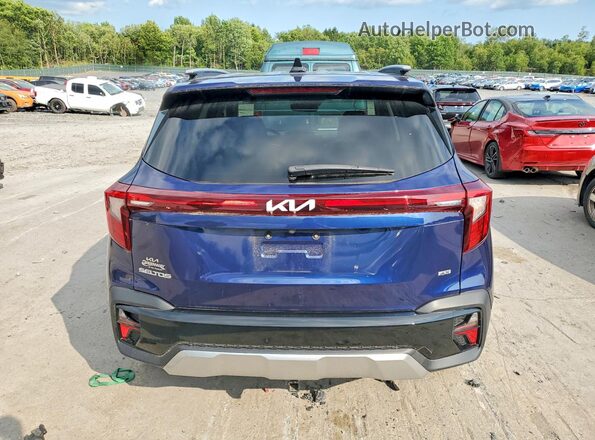 KNDERCAA0R7557175 2024 KIA SELTOS Blue Հետևի տեսք