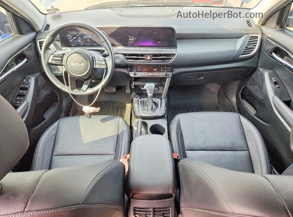 KNDERCAA0R7633137 2024 KIA SELTOS Charcoal Widok deski rozdzielczej