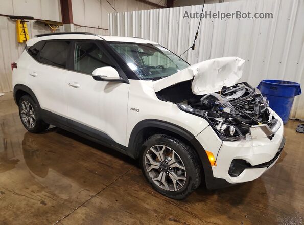 KNDERCAA2M7129438 2021 KIA SELTOS Белый Передняя правая четверть