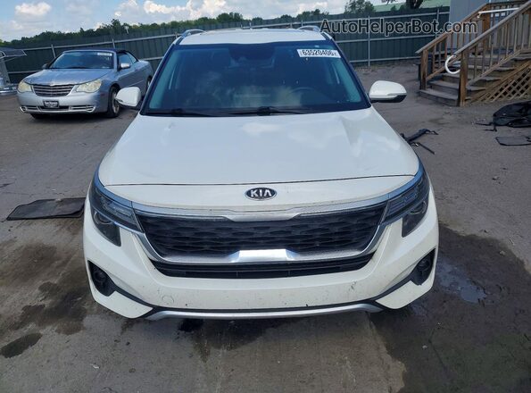 KNDERCAA2M7219348 2021 KIA SELTOS White წინა ხედი