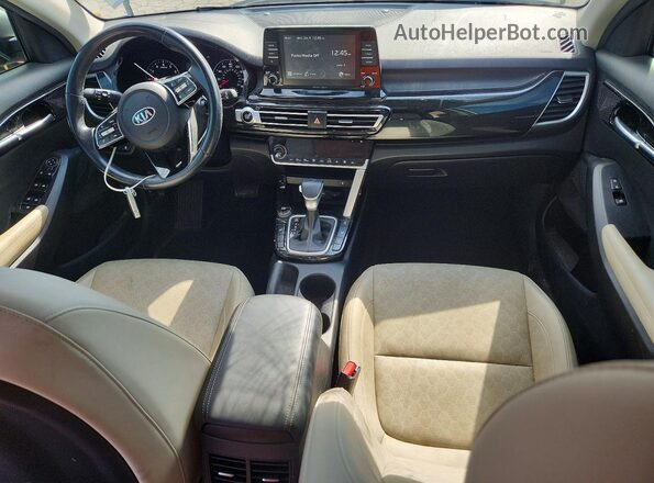 KNDERCAA3M7168023 2021 KIA SELTOS Silver Widok deski rozdzielczej