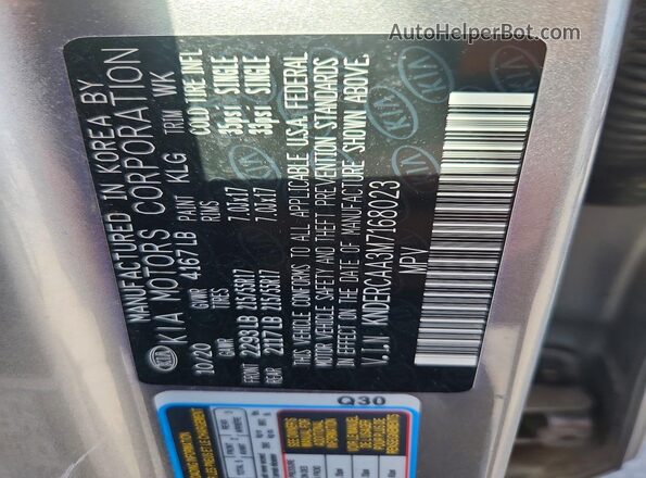 KNDERCAA3M7168023 2021 KIA SELTOS Silver Widok naklejki z numerem VIN