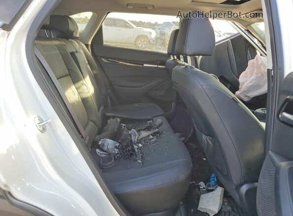 KNDERCAA4N7274367 2022 KIA SELTOS White Rear interior view