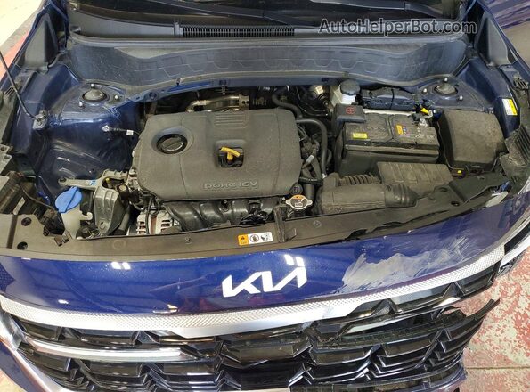 KNDERCAA4R7552853 2024 KIA SELTOS Blue Սալոնի հետևի տեսք