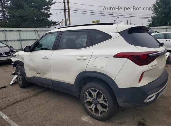 KNDERCAA5P7420875 2023 KIA SELTOS White Tył lewy