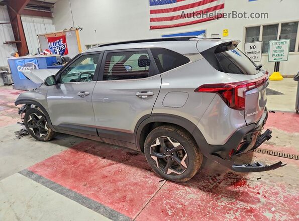 KNDERCAA5R7578653 2024 KIA SELTOS Серый Задняя левая четверть