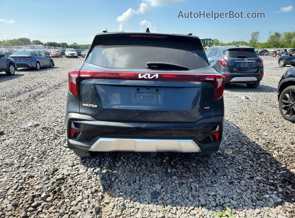 KNDERCAA6R7652159 2024 KIA SELTOS Gray Widok z tyłu