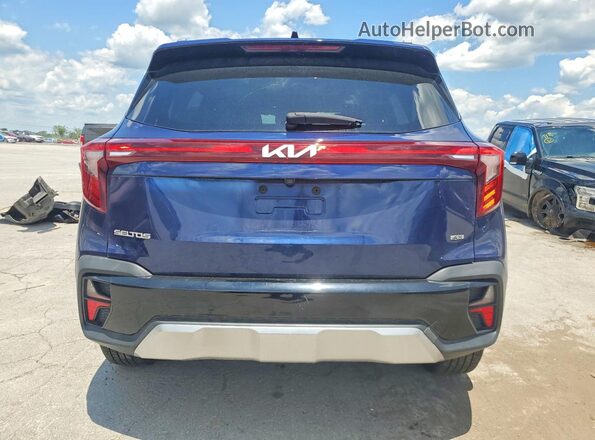 KNDERCAA8R7565976 2024 KIA SELTOS Blue Rear view