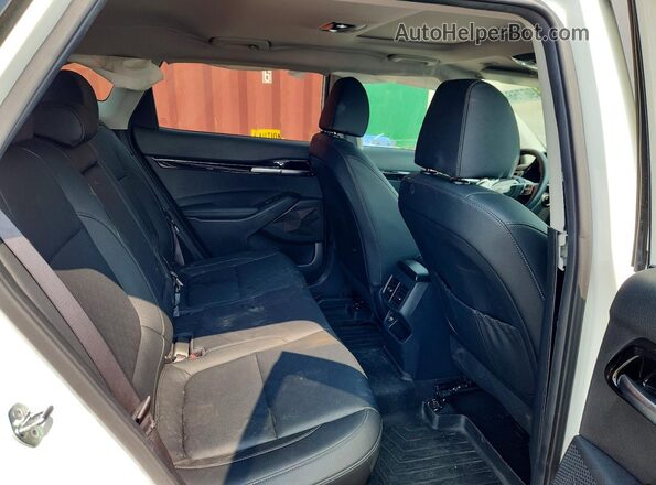 KNDETCA23P7445297 2023 KIA SELTOS White Vista interior trasera
