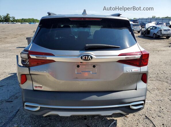 KNDETCA28M7182929 2021 KIA SELTOS Gray Widok z tyłu