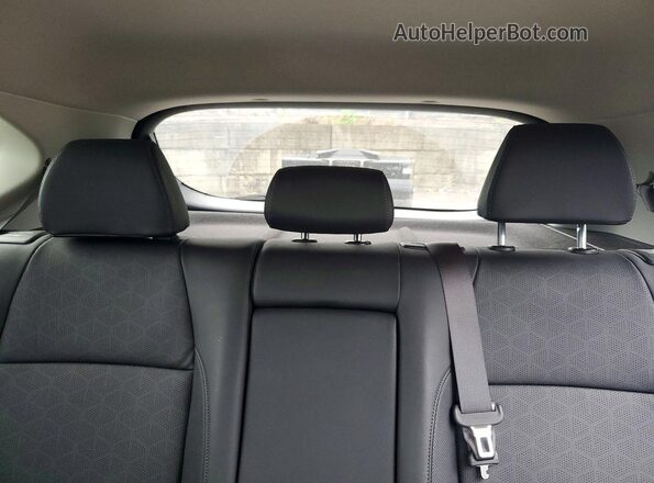 KNDETCA79R7545306 2024 KIA SELTOS White Widok tylnych siedzeń