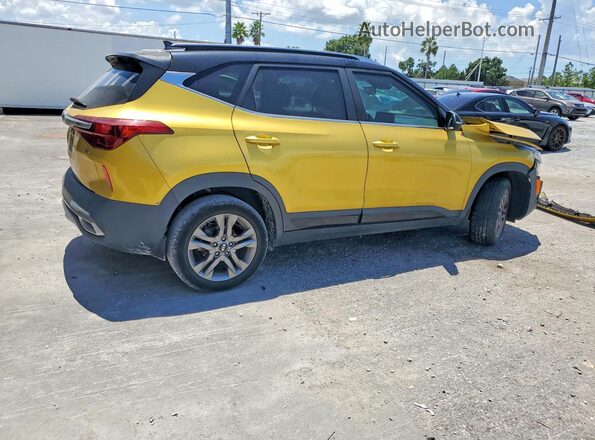 KNDEU2AA0M7140415 2021 KIA SELTOS Orange Задня права чверть
