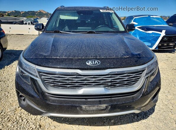 KNDEU2AA2M7065751 2021 KIA SELTOS Черный Вид спереди