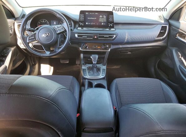 KNDEU2AA2M7065751 2021 KIA SELTOS Черный Вид панели приборов