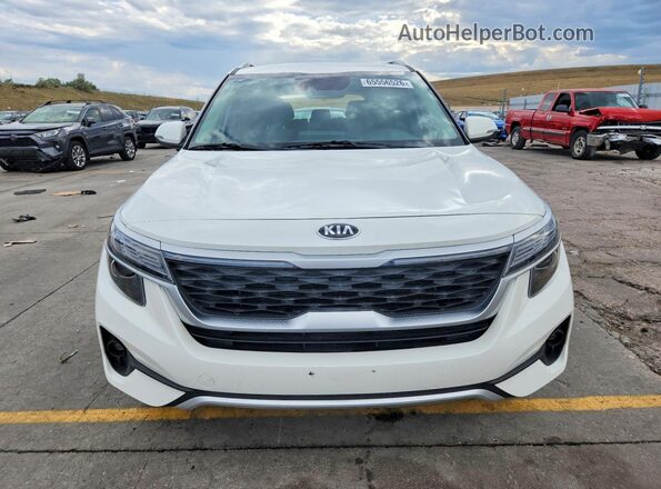 KNDEUCAA4M7233220 2021 KIA SELTOS White Front view