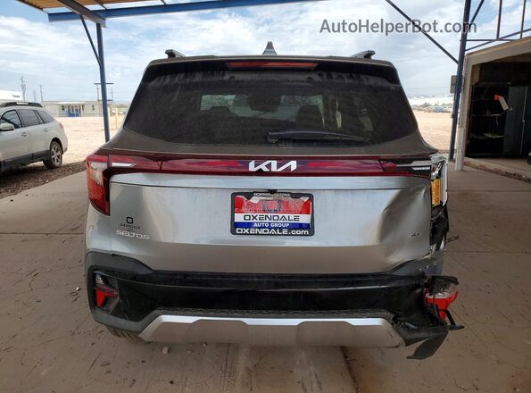 KNDEUCAA4T7950683 2026 KIA SELTOS Gray Rear view