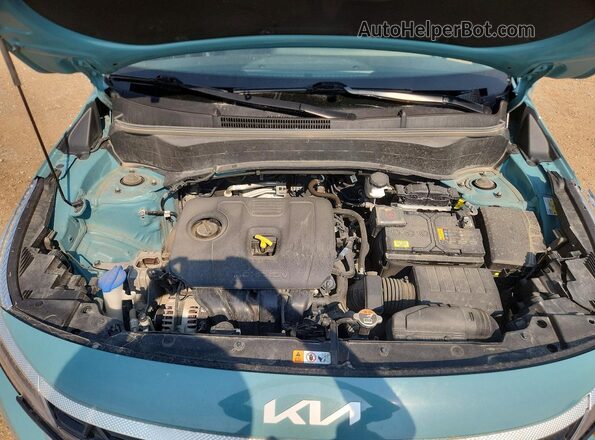 KNDEUCAA9R7485102 2024 KIA SELTOS Turquoise Vista del compartimento del motor
