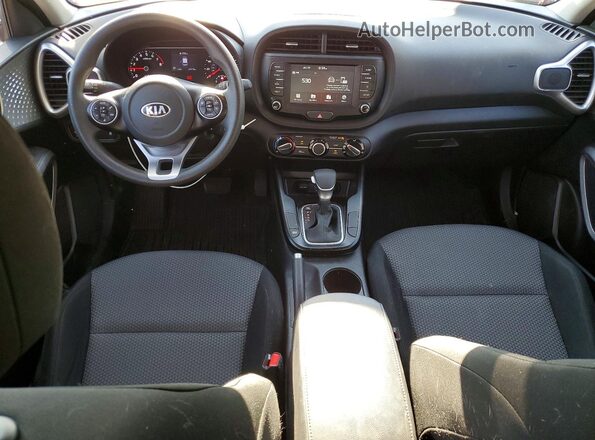 KNDJ23AU0L7104548 2020 KIA SOUL Burgundy Vista del salpicadero