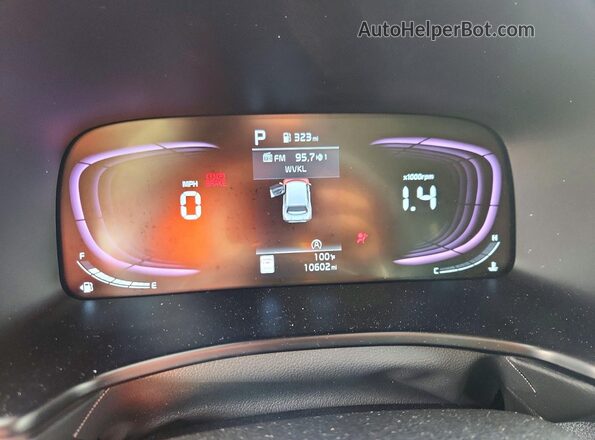 KNDJ23AU0S7964366 2025 KIA SOUL White Սարքավորումների վահանակի տեսք