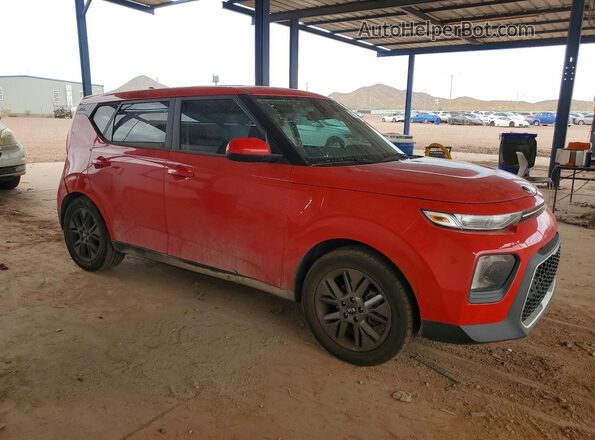 KNDJ23AU2M7149492 2021 KIA SOUL Red Przód prawy