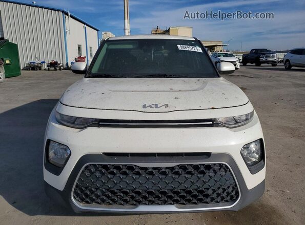 KNDJ23AU2N7166259 2022 KIA SOUL White Front view