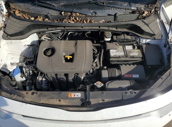 KNDJ23AU2N7166259 2022 KIA SOUL White Rear interior view