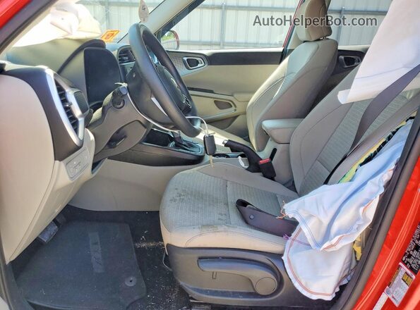 KNDJ23AU4L7005098 2020 KIA SOUL Red წინა სალონის ხედი