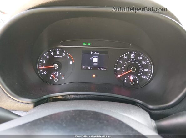 KNDJ23AU4L7010396 2020 KIA SOUL Red Widok tylnych siedzeń