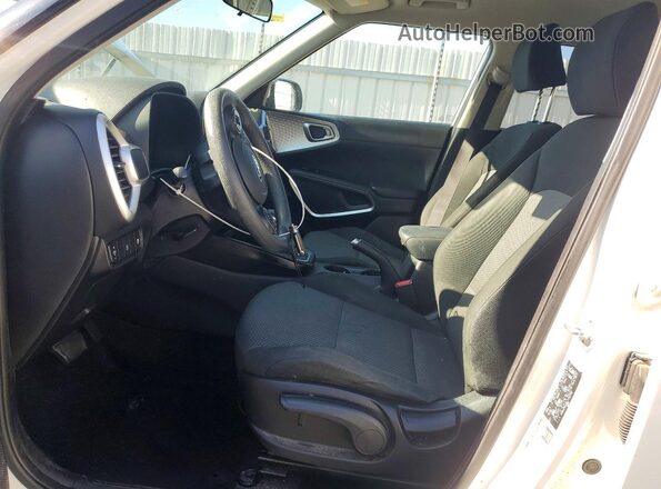 KNDJ23AU5L7723792 2020 KIA SOUL White Vista interior delantera