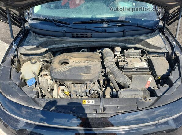 KNDJ53AF5L7051614 2020 KIA SOUL Black Engine compartment view